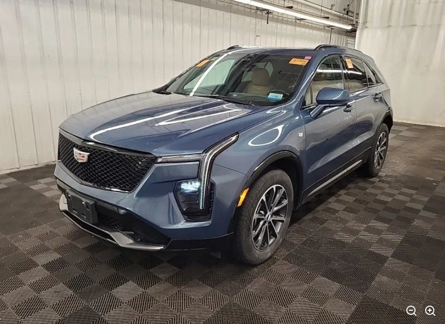 2024 Cadillac XT4 Sport AWD