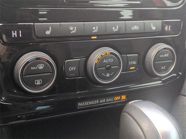 2021 Volkswagen Passat 2.0T R-Line