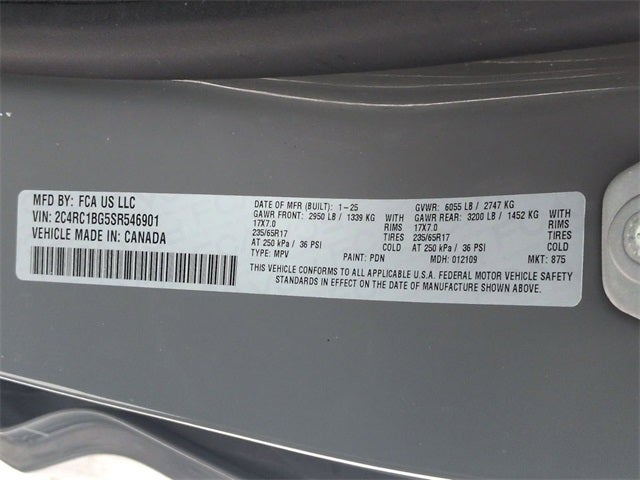 2025 Chrysler Pacifica Select