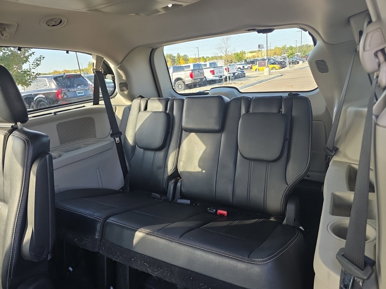 2016 Chrysler Town & Country Touring-L