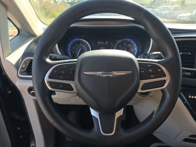 2020 Chrysler Voyager LXI