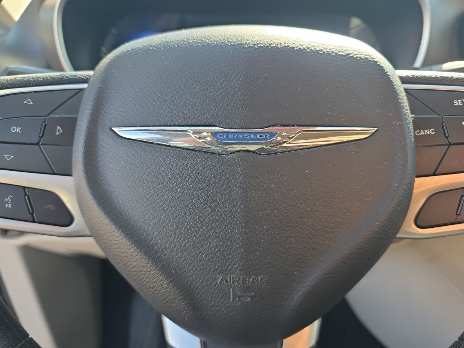 2020 Chrysler Voyager LXI