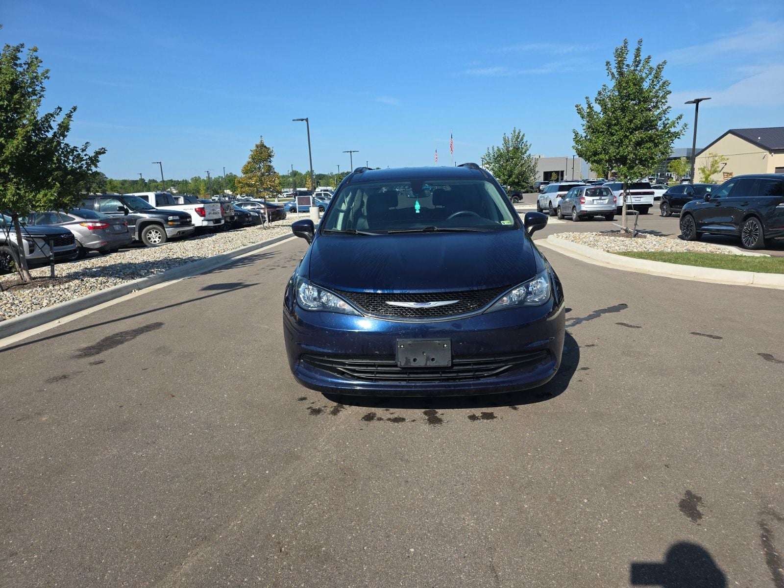 2020 Chrysler Voyager LXI