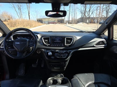 2020 Chrysler Pacifica Touring L Plus