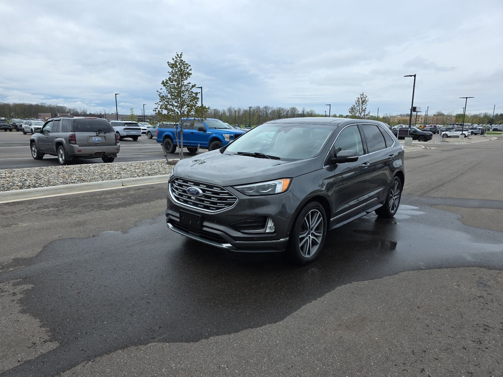 2019 Ford Edge Titanium
