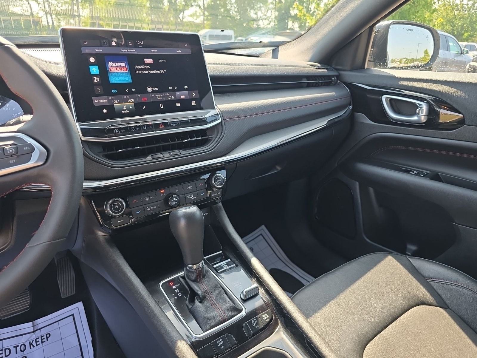 2025 Jeep Compass Trailhawk