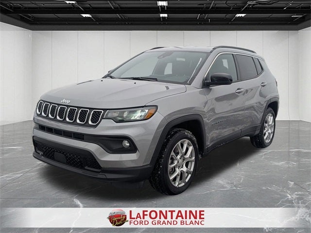 2024 Jeep Compass Latitude Lux