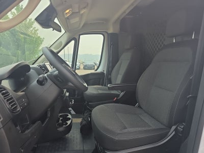 2025 RAM ProMaster 2500 Base 136 WB