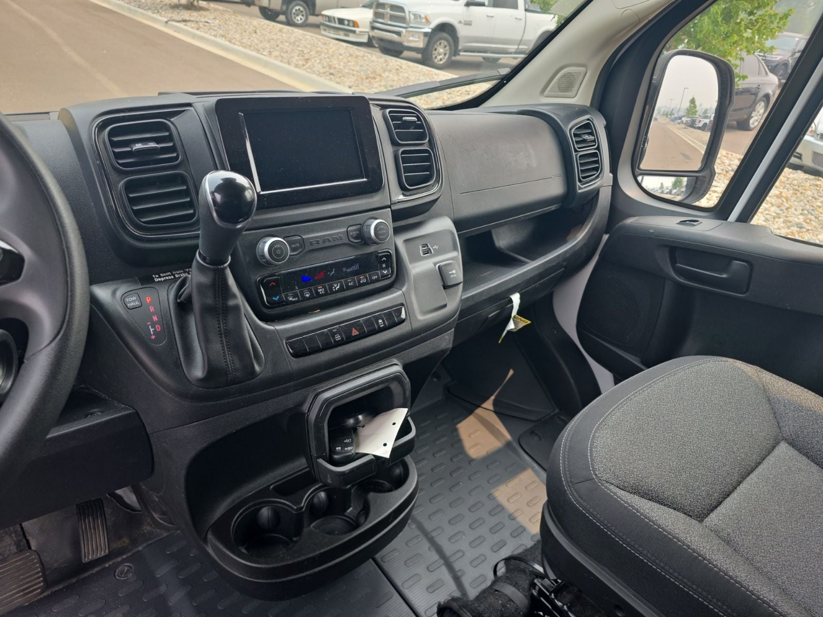 2025 RAM ProMaster 2500 Base 136 WB