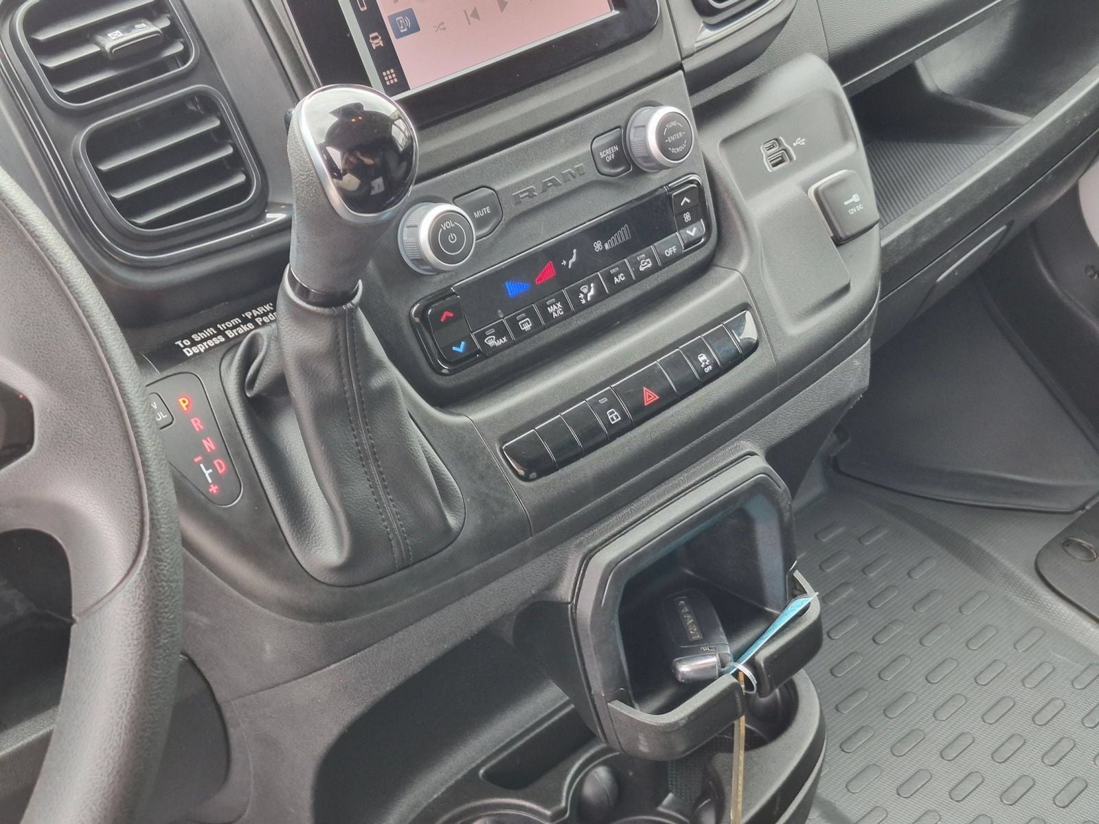 2025 RAM ProMaster 2500 Base 136 WB