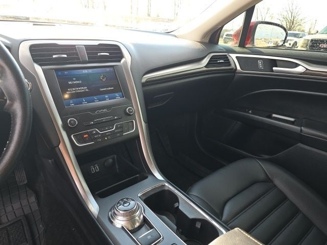 2020 Ford Fusion SEL