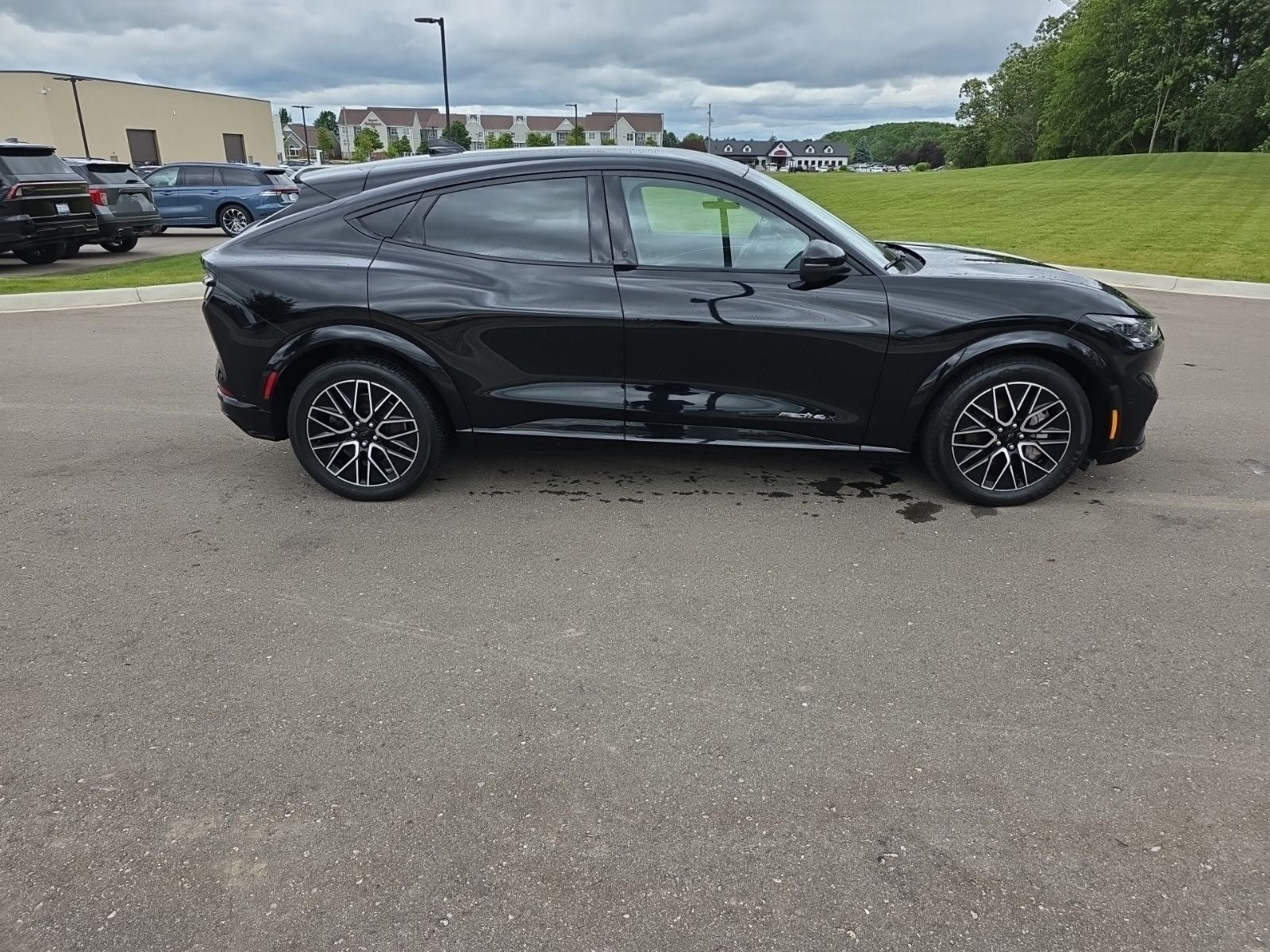 2024 Ford Mustang Mach-E Premium AWD