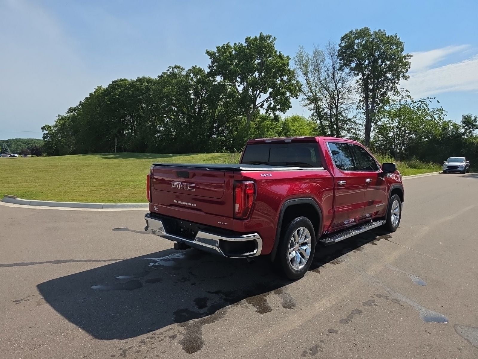 2019 GMC Sierra 1500 SLT