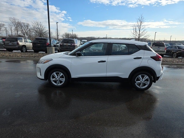 2023 Nissan Kicks S