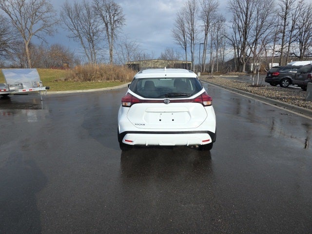 2023 Nissan Kicks S