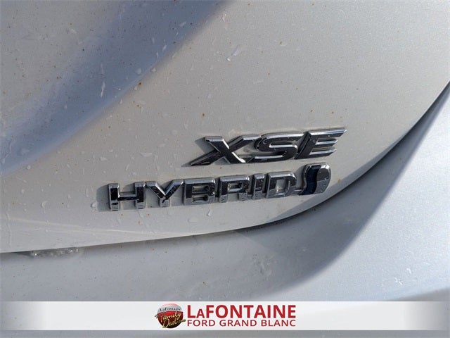 2022 Toyota Camry Hybrid XSE