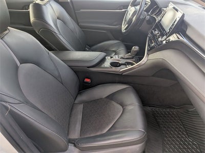 2022 Toyota Camry Hybrid XSE