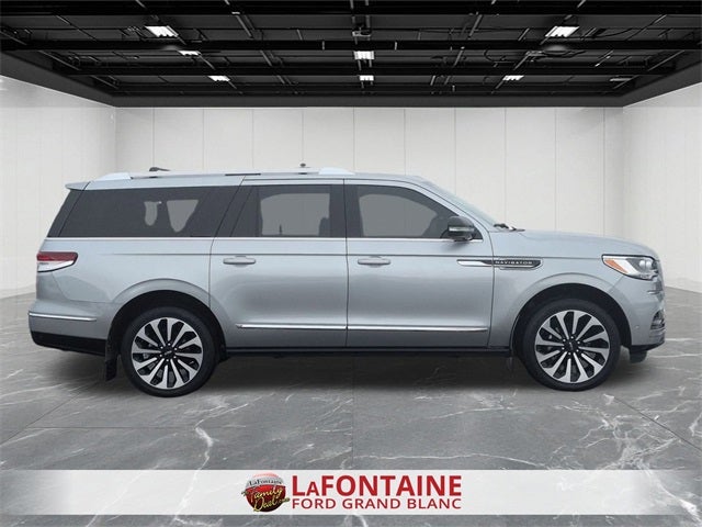 2023 Lincoln Navigator L L Reserve