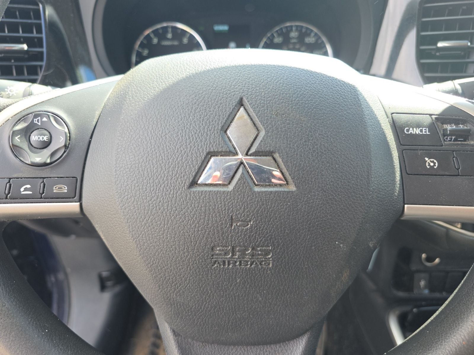 2020 Mitsubishi Outlander ES