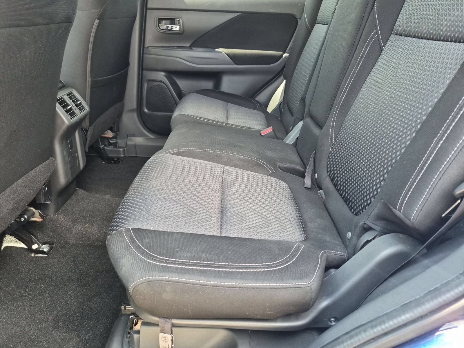 2020 Mitsubishi Outlander ES 4WD