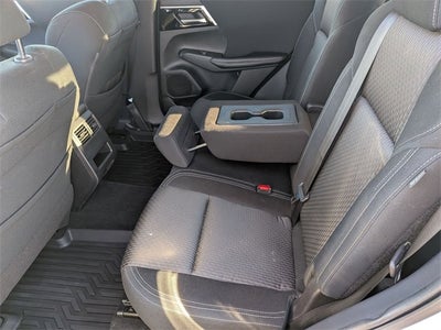 2022 Mitsubishi Outlander ES