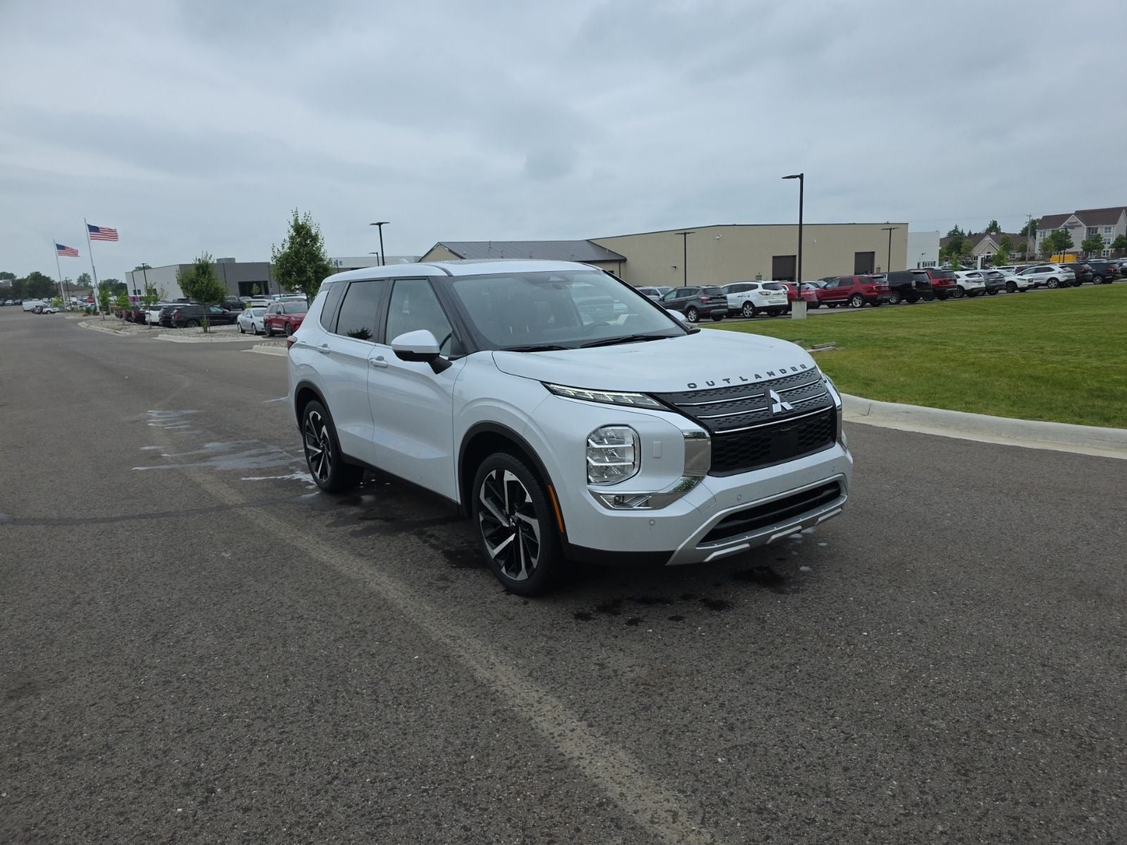 2024 Mitsubishi Outlander SE Black Edition