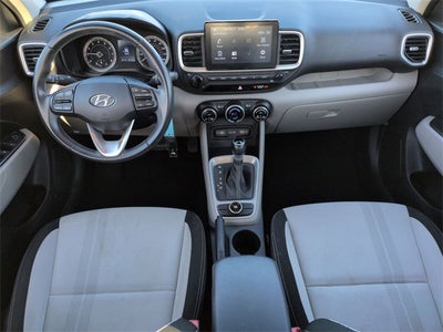 2022 Hyundai Venue SEL