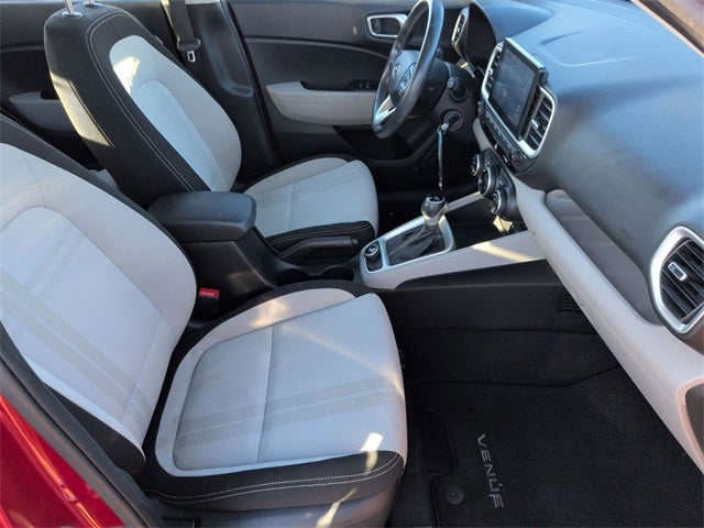 2022 Hyundai Venue SEL