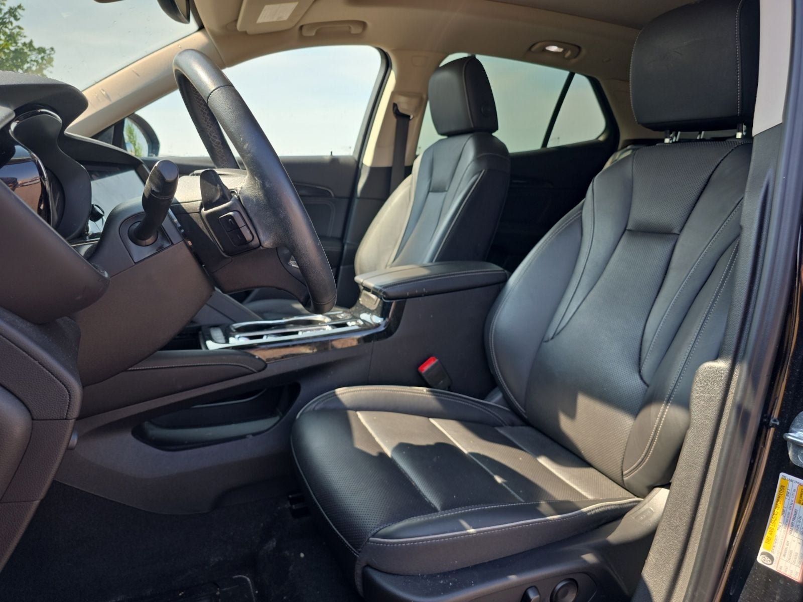 2021 Buick Envision Essence AWD