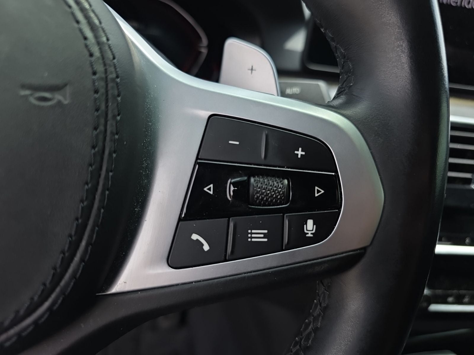2021 BMW 5 Series 540i