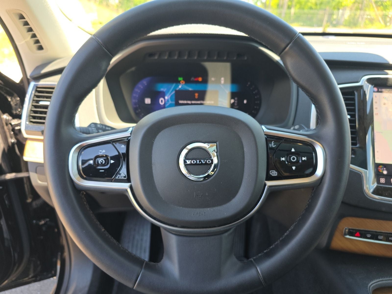 2024 Volvo XC90 B6 Plus Bright Theme 6-Seater
