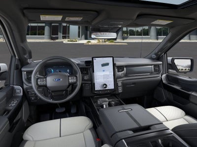 2025 Ford F-150 Lightning Platinum®