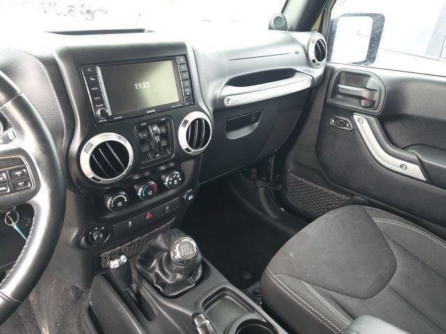 2014 Jeep Wrangler Unlimited Altitude 4X4