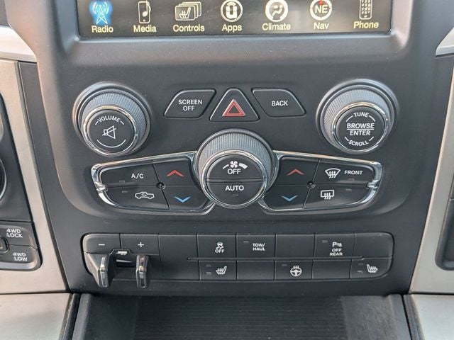 2016 RAM 1500 Big Horn Crew Cab 4X4