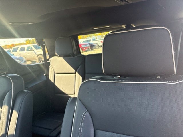 2022 GMC Yukon SLT 4X4