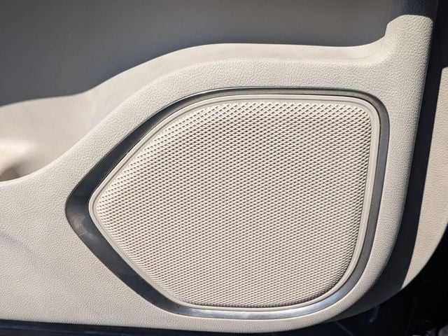 2019 Lincoln Nautilus Select