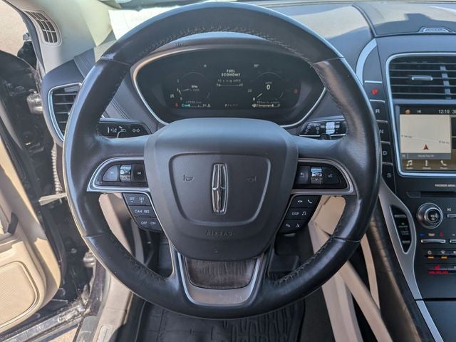 2019 Lincoln Nautilus Select