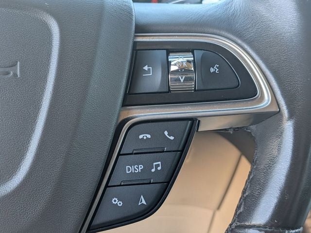 2019 Lincoln Nautilus Select