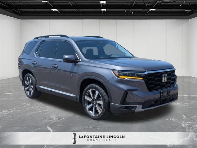 2025 Honda Pilot Touring AWD