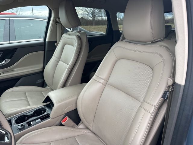 2023 Lincoln Corsair Standard AWD!