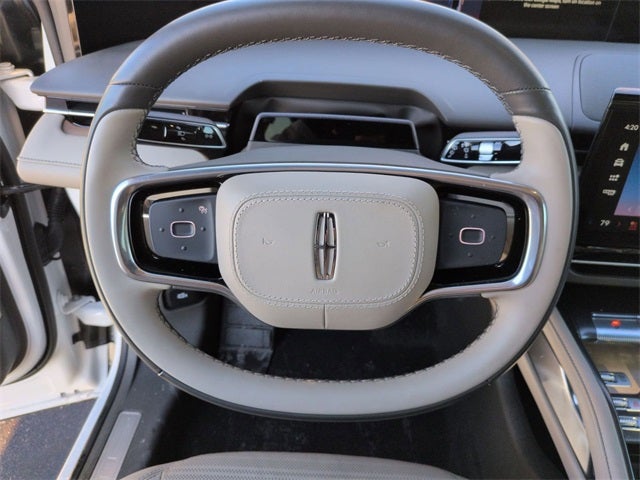 2024 Lincoln Nautilus Reserve