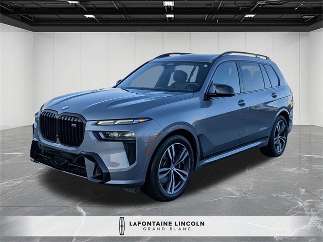 2025 BMW X7 M60i