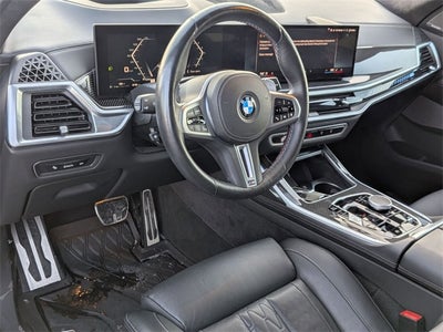 2025 BMW X7 M60i