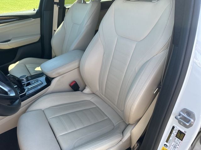 2021 BMW X3 xDrive30i AWD!