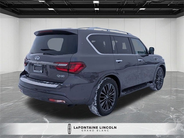 2024 INFINITI QX80 Premium Select