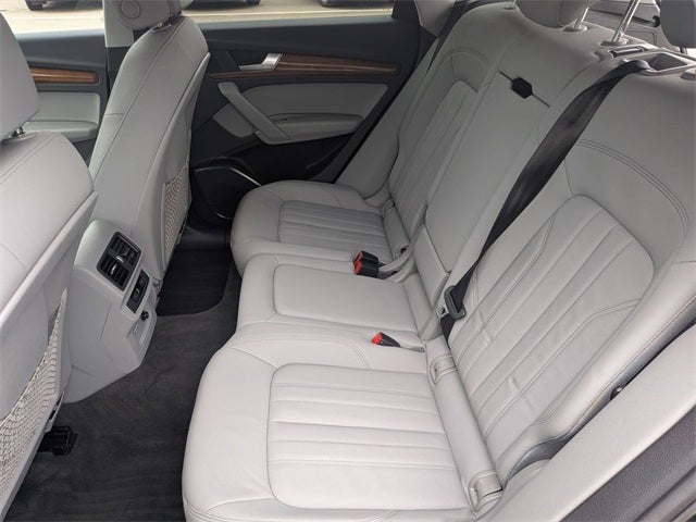 2022 Audi Q5 45 S line Premium quattro