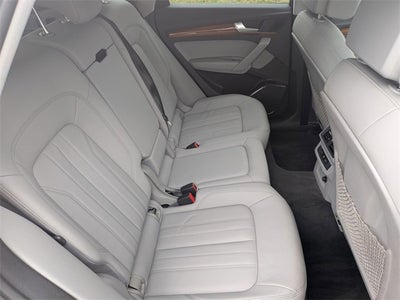 2022 Audi Q5 45 S line Premium quattro