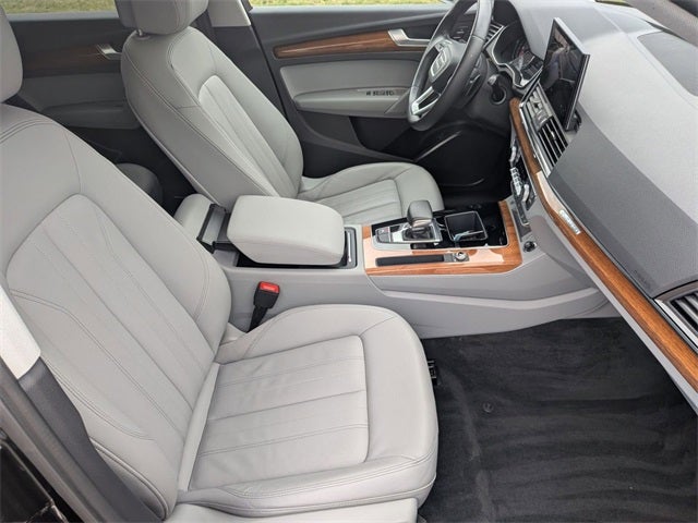 2022 Audi Q5 45 S line Premium quattro